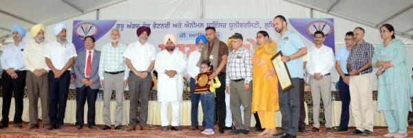 Sh. Rakesh Manhas, winner of the Chief Minister Award in the Poultry farming category